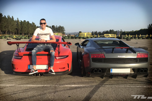 Iago Aspas, un verdadero amante de los coches: "Prefiero escuchar el sonido del motor que el fútbol en la radio del coche"