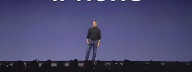 El gran secreto del primer iPhone: Steve Jobs lo lanzó sabiendo que era ilegal y forzó una negociación millonaria en la sombra El gran secreto del primer iPhone: Steve Jobs lo lanzó sabiendo que era ilegal y forzó una negociación millonaria en la sombra