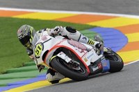 MotoGP Valencia 2011: Michele Pirro vence ayudado por Marco Simoncelli en Moto2