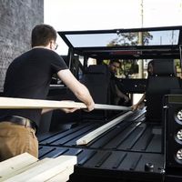 Bollinger, contra las típicas peleas de parking de Ikea: fabricará coches eléctricos que puedan cargar objetos de hasta 5 metros