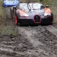 ¡Alucinante! Mira un Bugatti Veyron Super Sport, EB110, Lamborghini Miura SV, Countach y Ferrari LaFerrari haciendo off road 