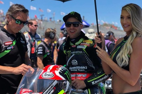Jonathan Rea firma en Laguna Seca su segundo doblete de la temporada y ya tiene 75 puntos de ventaja