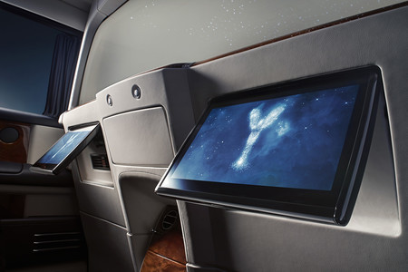 Rolls-Royce Phantom Privacy Suite