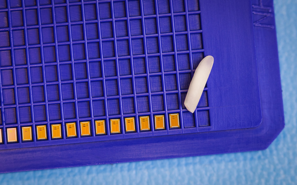 Este eficiente chip m&aacute;s peque&ntilde;o que un grano de arroz podr&iacute;a ser la clave para redes WiFi de bajo consumo en el hogar