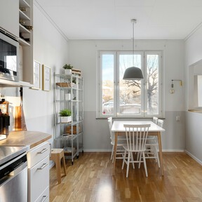 El nuevo carrito auxiliar de Ikea no supera los 45 euros, añade almacenaje en cocinas pequeñas y es de bambú natural