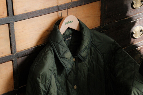 Liquidación de últimas tallas en el outlet de El Corte Inglés: todas las chaquetas Barbour, ahora al 70% de descuento   