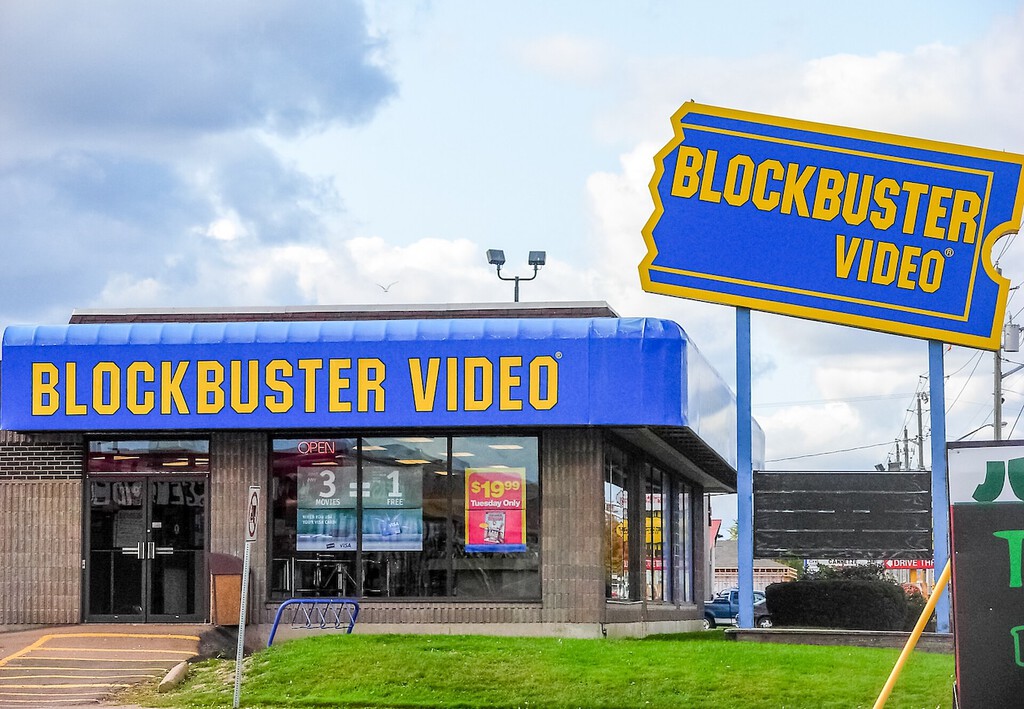 En 1997 Blockbuster decidió que el DVD nunca sustituiría al VHS. Con esa decisión empezó a cavar su tumba