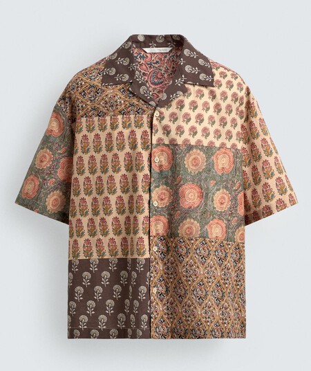 Zara Se Apunta Al Regreso Del Patchwork Con Una Camisa Retro Al Estilo De Los Sesenta Que Es Pura Nostalgia Y Sofisticacion Para El Verano