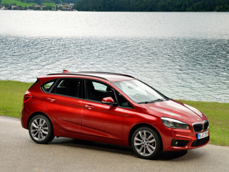 Nos gusta conducir, pero dos de cada tres BMW Serie 2 vendidos es un monovolumen de tracción delantera