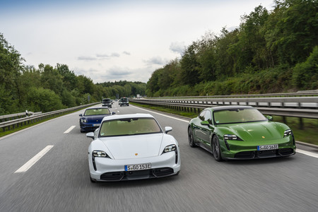 Porsche Taycan prueba contacto