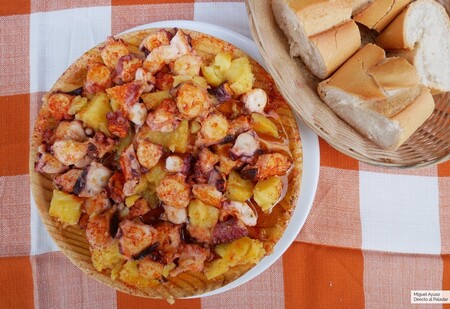 Por qué los gallegos nunca beben agua cuando comen pulpo