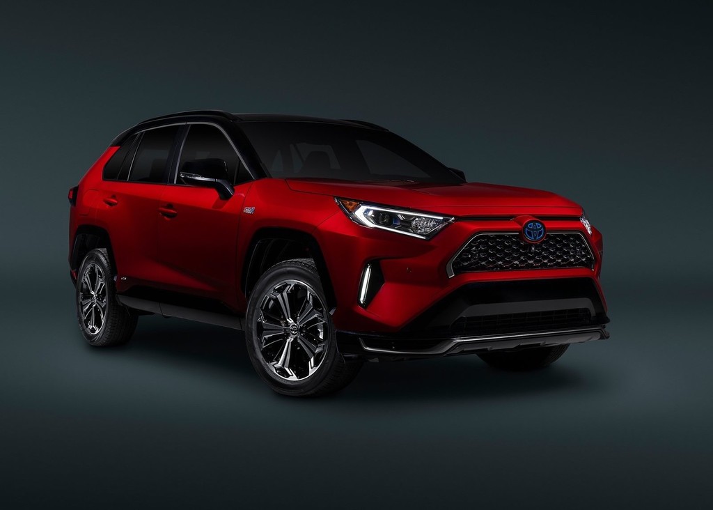 Toyota RAV4 Prime: una versión híbrida enchufable con intensiones verdes de 38 km/l y look deportivo