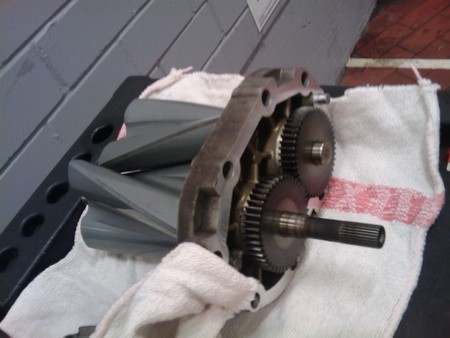 Rotores desmontados compresor Roots