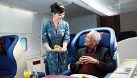 Malaysia Airlines prohíbe a los bebés viajar en primera clase
