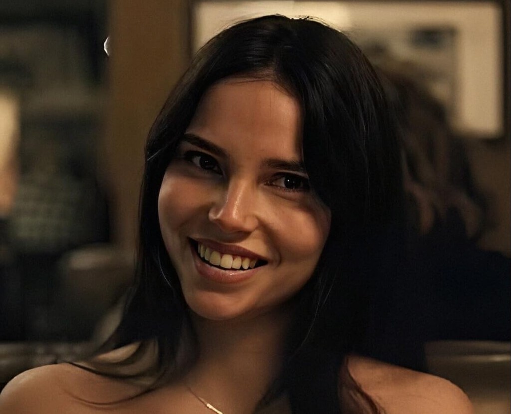 Es la novia ideal y la actriz del momento, pero también streamer en sus ratos libres de The Last of Us y Call of Duty 