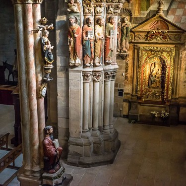 La infravalorada catedral románica que tiene uno de los pórticos más bellos del mundo es gallega, pero no es la de Santiago