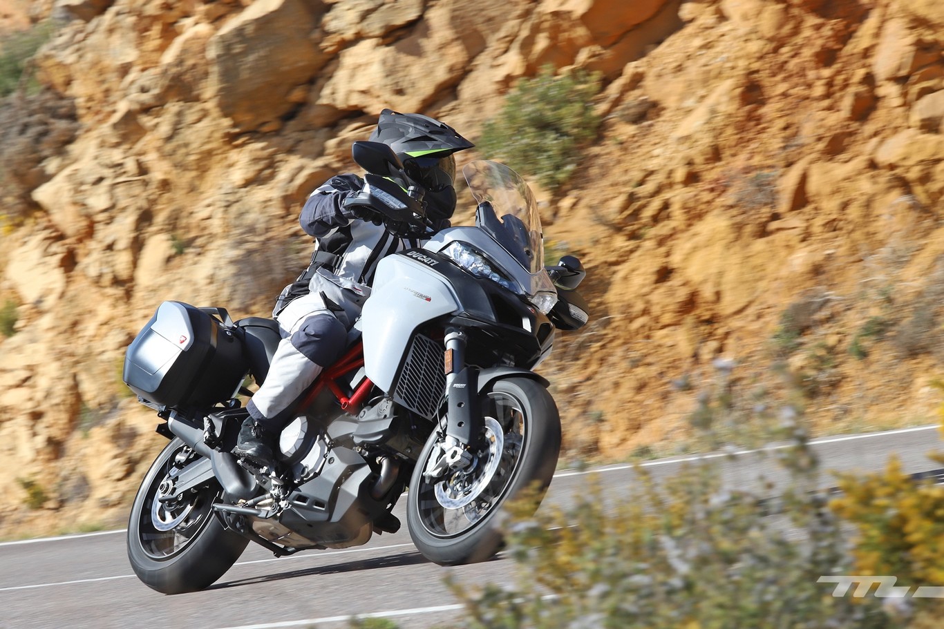 Probamos la Ducati Multistrada 950: 113 CV y 96 Nm para una de las mejores y más caras trail medias