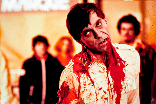 Amanecer De Los Mauertos Wall Mart 00