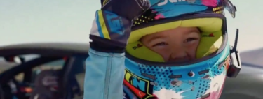 Este niño de 5 años ha ido más rápido que tú en tu vida: llevó este Lamborghini a más de 300 km/h. Y sí, iba sentado en su silla infantil
