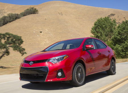 Toyota Corolla 2014 1280x960 Wallpaper 04