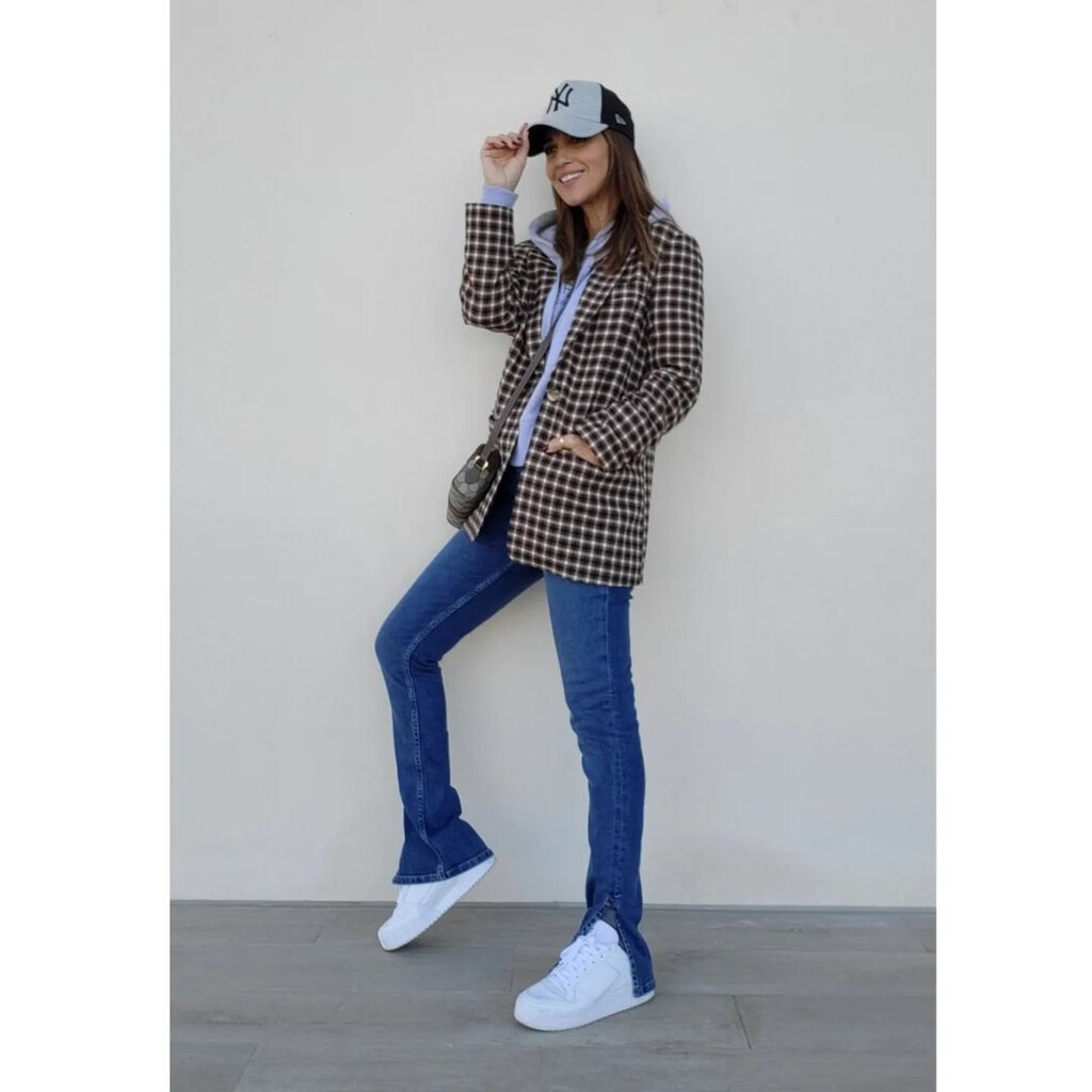 No hay dudas, Paula Echevarría domina el estilo sporty chic a la perfección  
