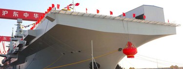 La industria china está desatada mucho más allá del coche eléctrico. Ya tienen el barco de guerra anfibio más grande del mundo