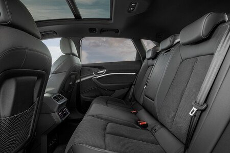 Audi Q8 E Tron 033
