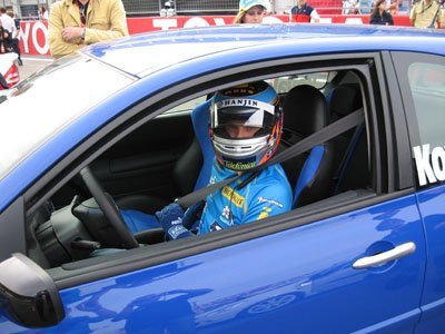 Kovalainen prueba el Mégane F1 en Nürburgring