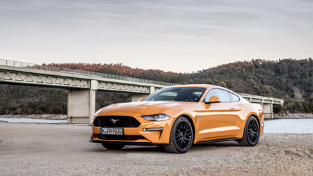 Ford Mustang 2