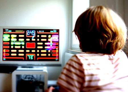 Un grupo de investigadores estudia si el uso de videojuegos en las aulas podría mejorar el aprendizaje de los alumnos