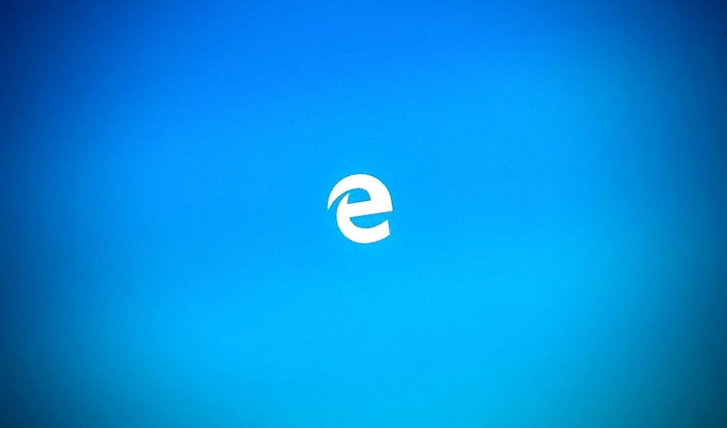 Microsoft Edge tenía una lista secreta de sitios a los que permitía usar Flash en contra de sus propias políticas de seguridad