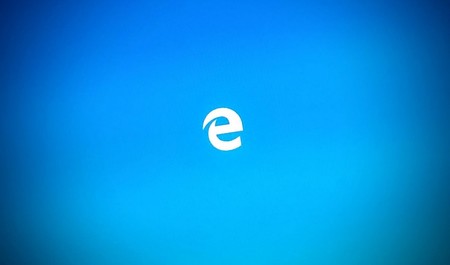 Microsoft Edge tenía una lista secreta de sitios a los que permitía usar Flash en contra de sus propias políticas de seguridad