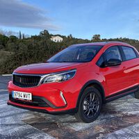 Probamos el Livan X3 Pro: un utilitario chino de gasolina fácil de conducir y barato que quiere que te olvides del Dacia Sandero