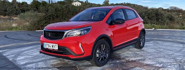 Probamos el Livan X3 Pro: un utilitario chino de gasolina fácil de conducir y barato que quiere que te olvides del Dacia Sandero