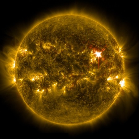 Éste es el vídeo de la mayor erupción solar en 12 años en detalle