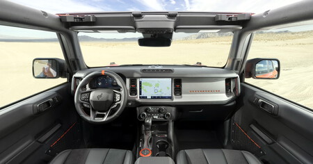 Ford Bronco Raptor 31