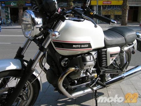 Moto Guzzi V7 Classic