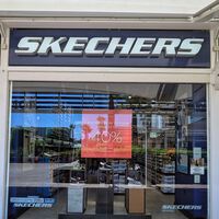 Skechers tiene las sandalias ideales para no sufrir dolores en los pies: bonitas, ligeras e ideales para uso diario 