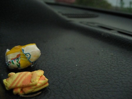 Mejor mascar chicle a la vez que caminamos para reducir peso