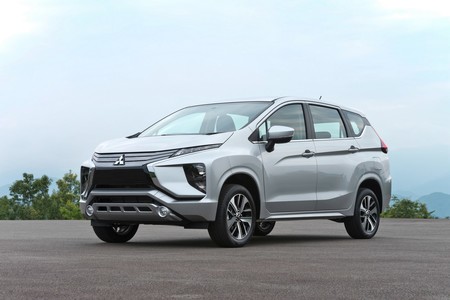 El Mitsubishi Xpander, rival del Toyota Avanza, a detalle en 23 fotos y un video