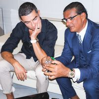 La loca historia del joyero Jacob Arabo: de la Unión Soviética a lanzar relojes con Cristiano Ronaldo, pasando por la cárcel