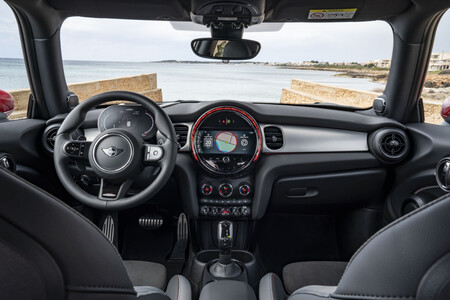 Mini John Cooper Works 2022 12