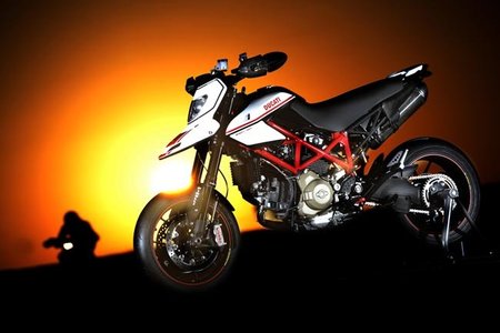 Ducati Hypermotard, gama 2011