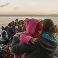 Ciudadanos canadienses ayudan a niños refugiados sirios a superar el miedo al agua