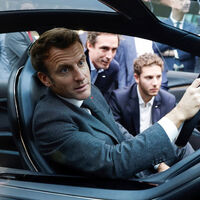 China estaba preparando el asedio automotriz mientas Europa se confiaba. Ahora Macron pide proteccionismo para defender la industria europea