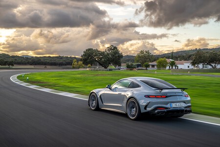 Mercedes-AMG GT 63 PRO 4MATIC+