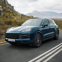 El Porsche Cayenne se lava la cara con más potencia y más pantallas mientras espera a la versión eléctrica