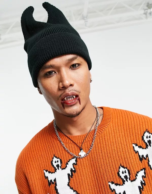 Gorro negro con cuernos para Halloween de ASOS DESIGN