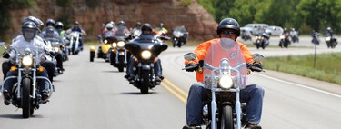 Alguien dice que las motos dañan menos las autopistas de México, así que quieren pagar menos caseta: bienvenidos al motopeaje