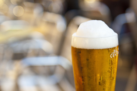 Así es como el alcohol interfiere en la recuperación de un deportista